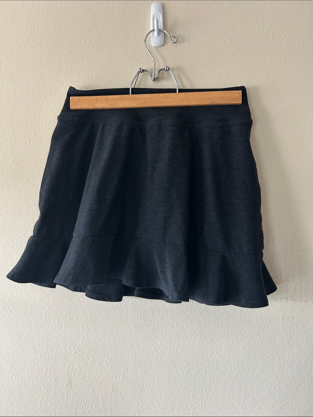 Beyond Yoga women’s tennis skirt